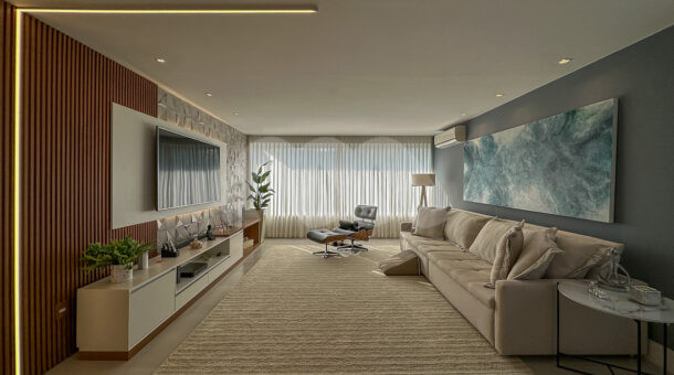 Sala de TV - Reformada e Modernizada - Casa Duplex no Condomínio Jardins Barra Bonita -