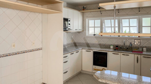 Cozinha - Casa Duplex à venda na Muller Imóveis